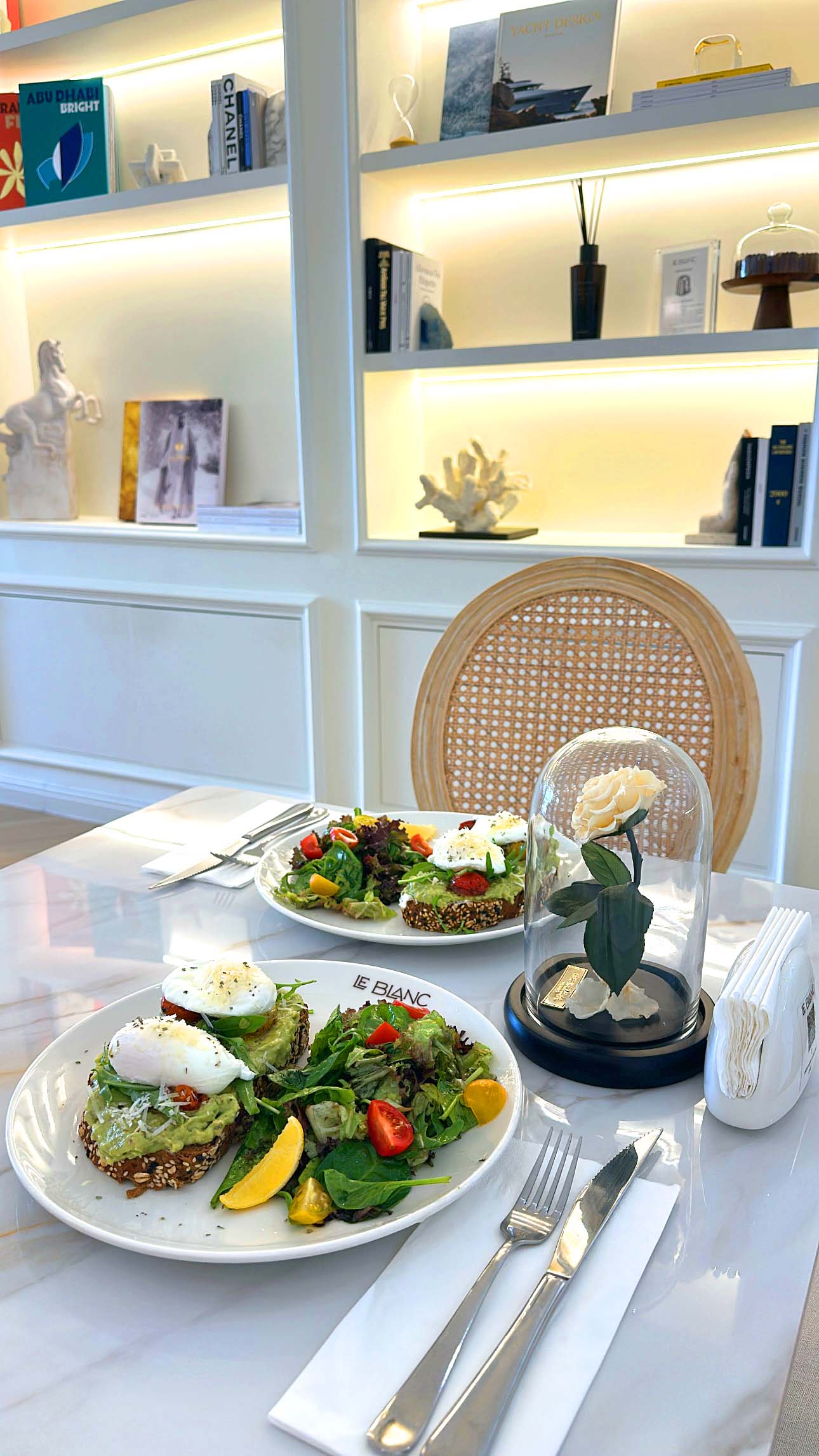 La Blanc Cafe Abu Dhabi UAE (7)
